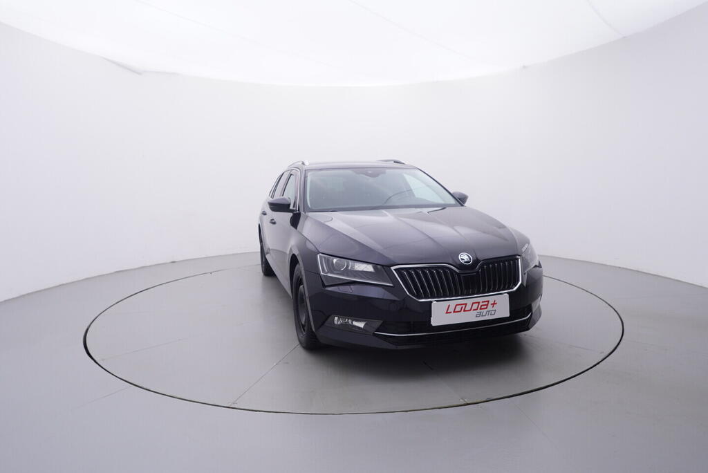 OV190V10585_17.webp_SUPERB Style 2.0 TDI 140 kW automat