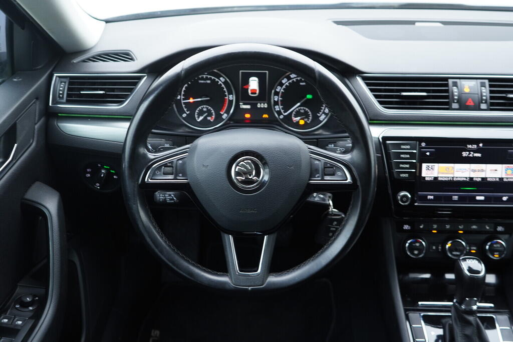 OV190V10585_29.webp_SUPERB Style 2.0 TDI 140 kW automat