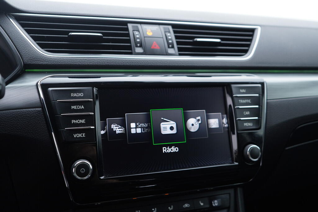 OV190V10585_30.webp_SUPERB Style 2.0 TDI 140 kW automat