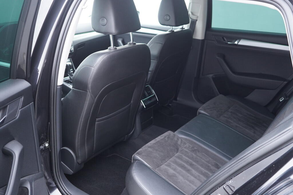 OV190V10585_36.webp_SUPERB Style 2.0 TDI 140 kW automat