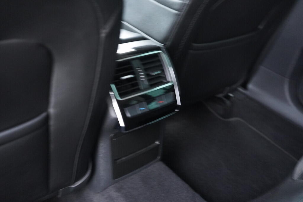 OV190V10585_37.webp_SUPERB Style 2.0 TDI 140 kW automat