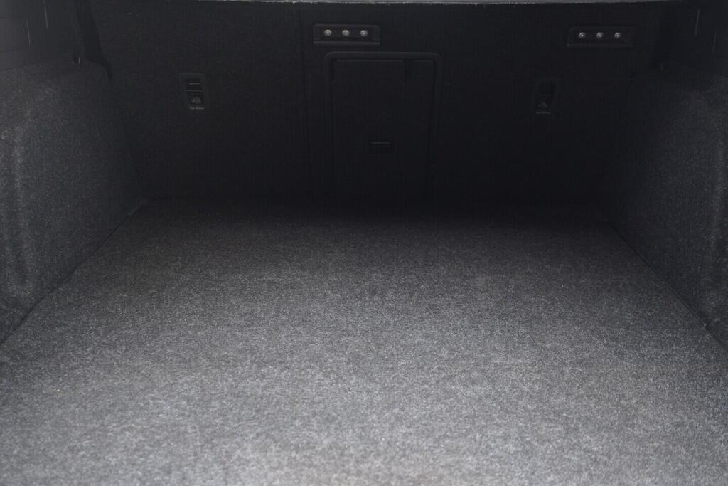 OV190V10585_40.webp_SUPERB Style 2.0 TDI 140 kW automat