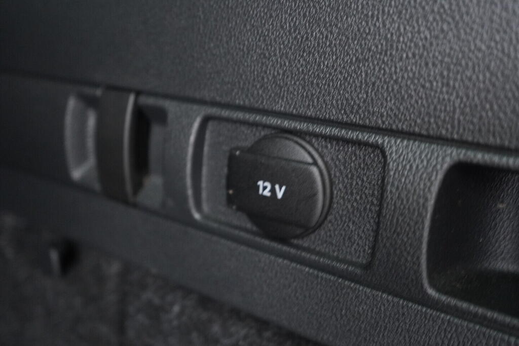 OV190V10585_43.webp_SUPERB Style 2.0 TDI 140 kW automat