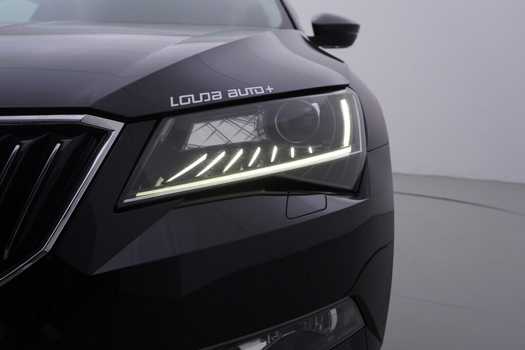 OV190V10585_45.webp_SUPERB Style 2.0 TDI 140 kW automat