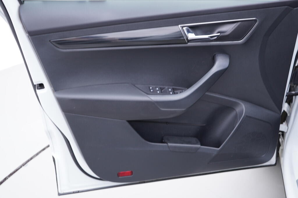 OV190V10587_19.webp_KAROQ Style 2.0 TDI 110 kW automat, DPH