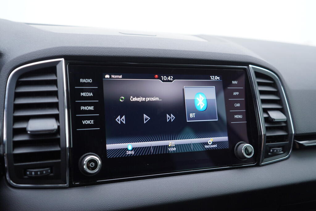 OV190V10587_30.webp_KAROQ Style 2.0 TDI 110 kW automat, DPH