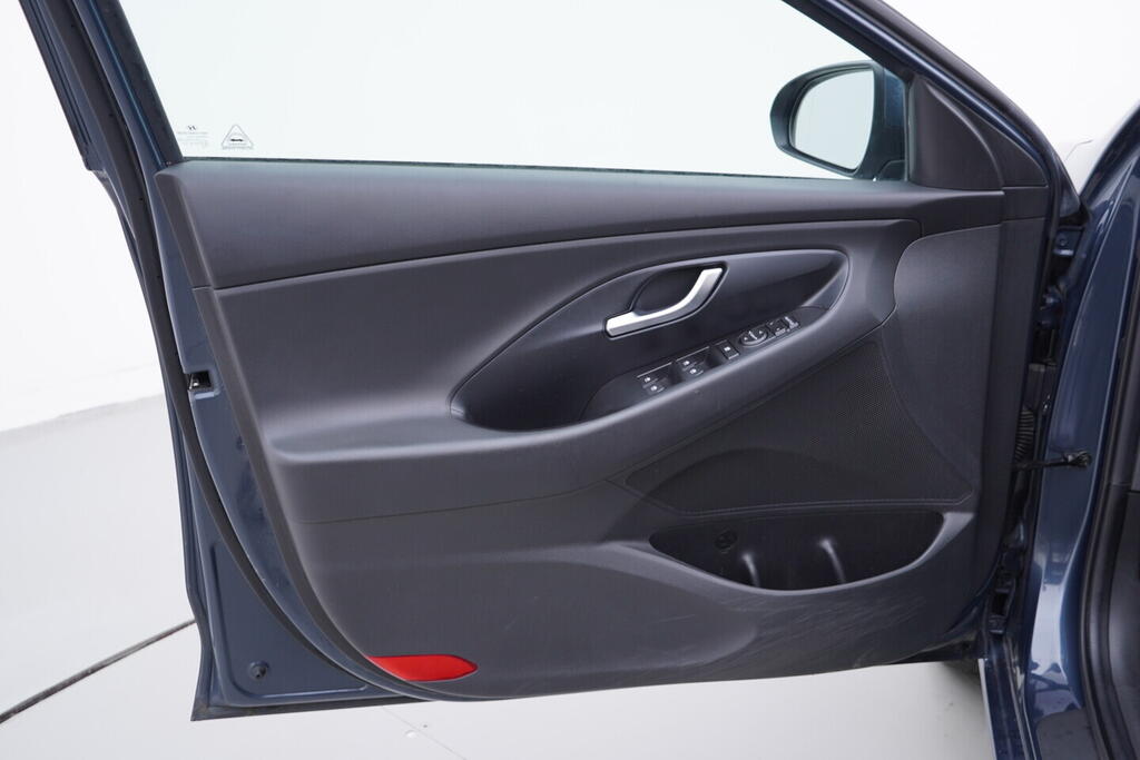 OV190V10588_19.webp_I30 Comfort 1.6  85 kW manuál, DPH