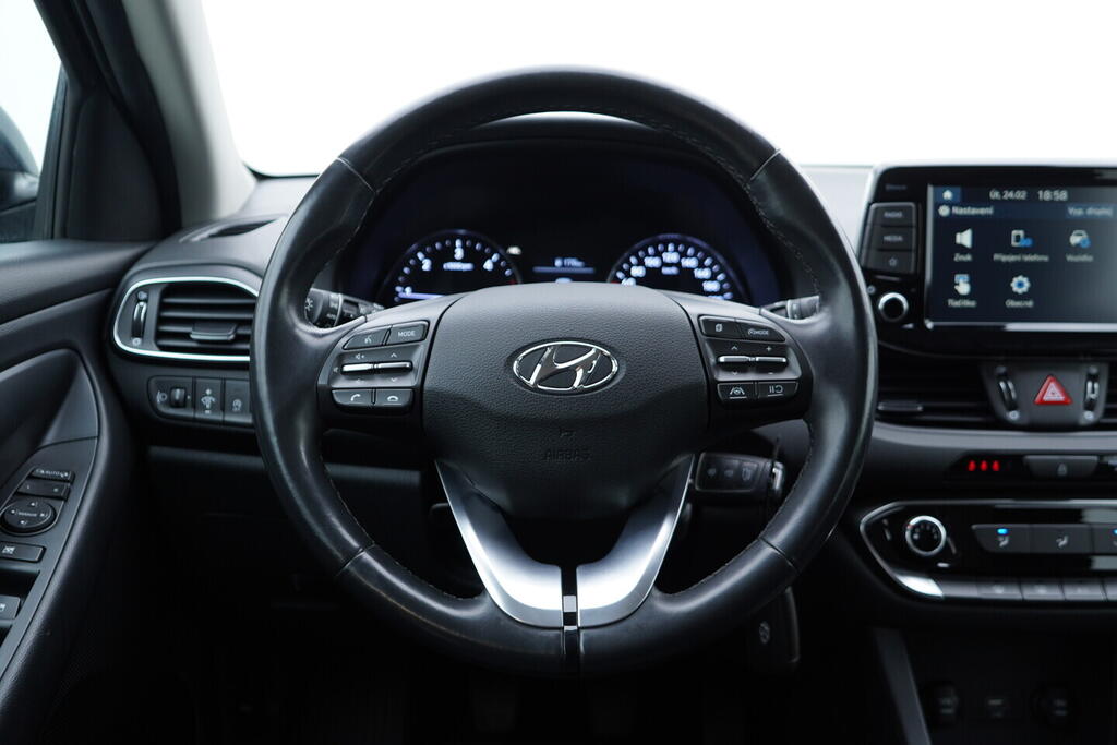 OV190V10588_26.webp_I30 Comfort 1.6  85 kW manuál, DPH