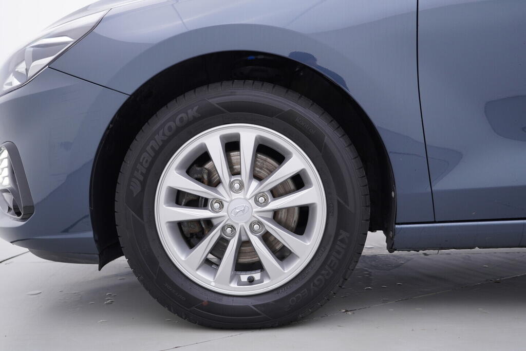 OV190V10588_35.webp_I30 Comfort 1.6  85 kW manuál, DPH