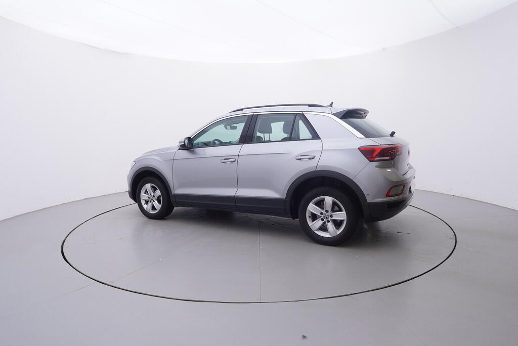 OV190V10589_12.webp_T-ROC Life 1.5 TSI 110 kW manuál