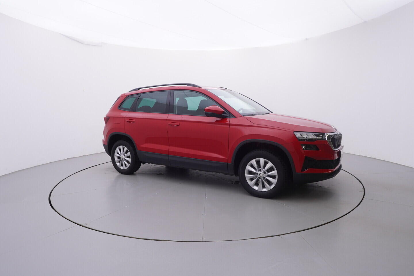 OV190V10591_16.webp_KAROQ Ambition 2.0 TDI 85 kW manuál, DPH