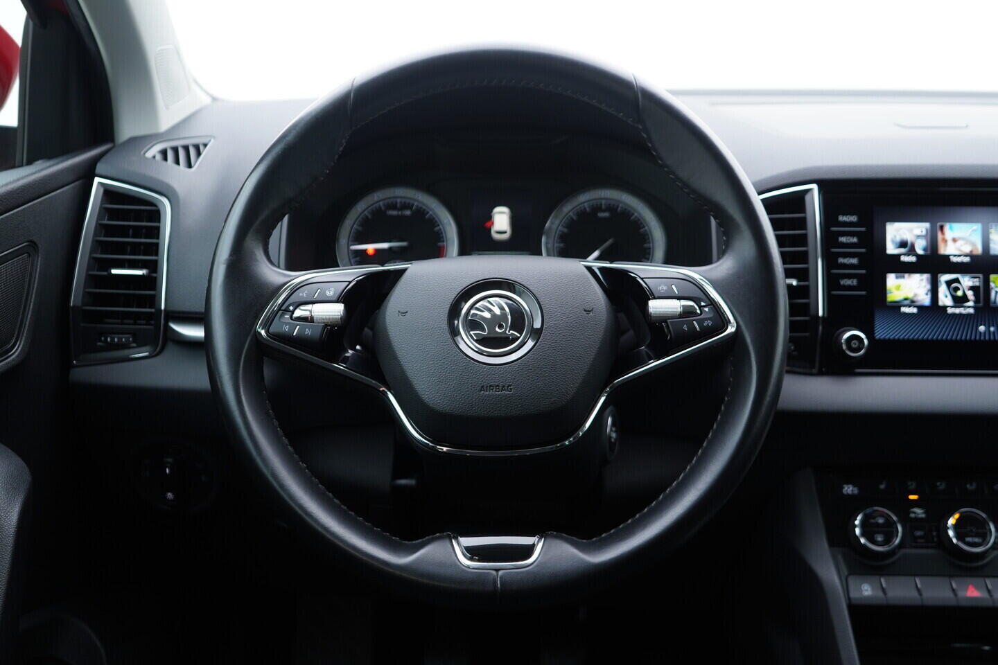 OV190V10591_26.webp_KAROQ Ambition 2.0 TDI 85 kW manuál, DPH