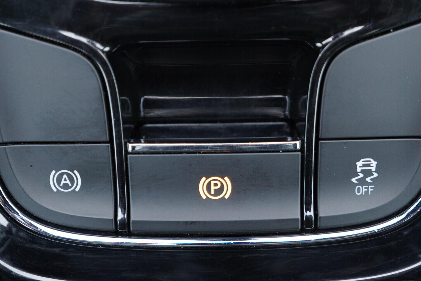 OV190V10591_33.webp_KAROQ Ambition 2.0 TDI 85 kW manuál, DPH