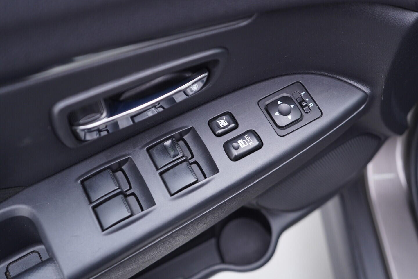 OV190V10596_20.webp_ASX  1.6  86 kW manuál