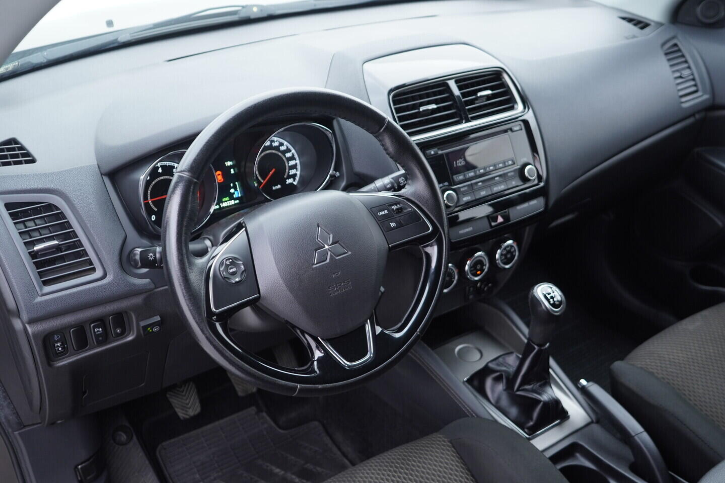 OV190V10596_21.webp_ASX  1.6  86 kW manuál