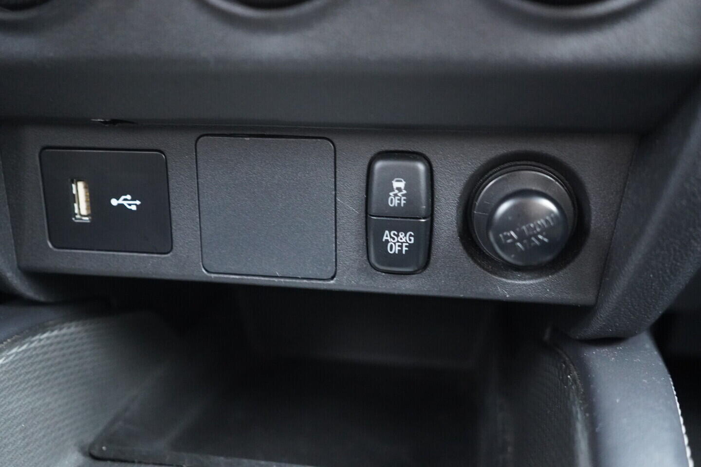 OV190V10596_32.webp_ASX  1.6  86 kW manuál