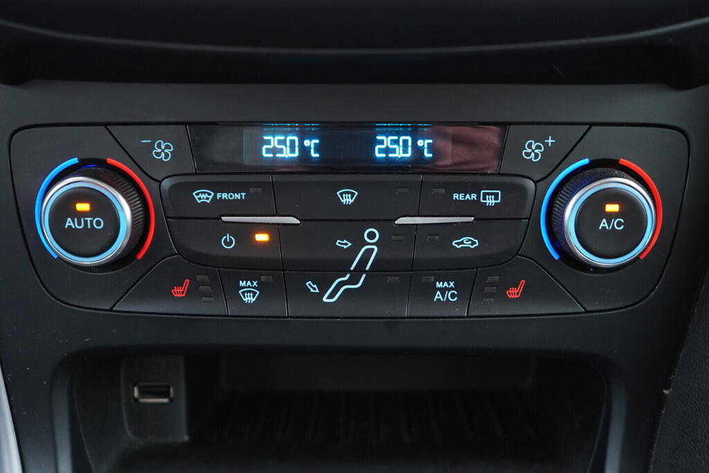 OV190V10597_28.webp_FOCUS Trend 1.0 EcoBoost 92 kW manuál