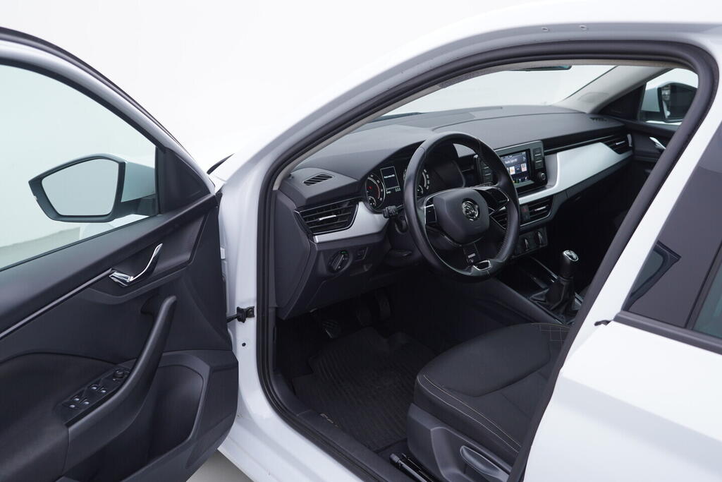 OV190V10598_18.webp_SCALA Ambition 1.0 TSI 81 kW manuál, DPH