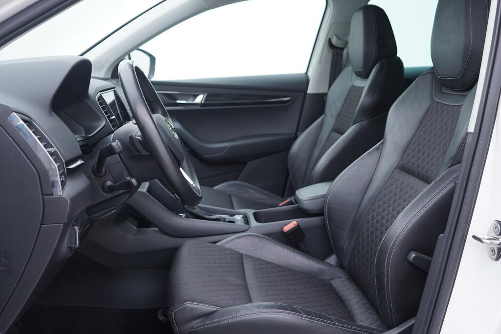 OV190V10602_22.webp_KAROQ  1.5 TSI 110 kW automat