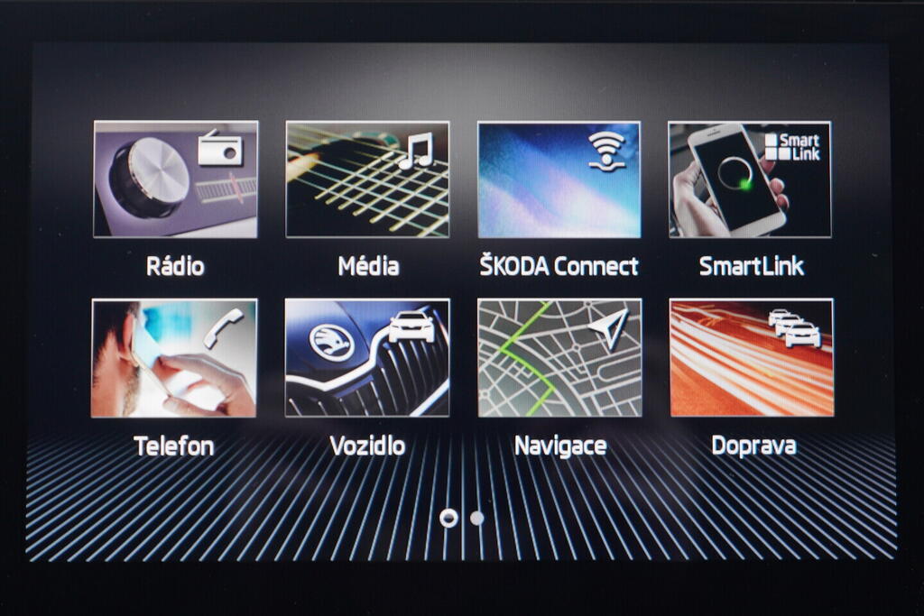 OV190V10602_28.webp_KAROQ  1.5 TSI 110 kW automat