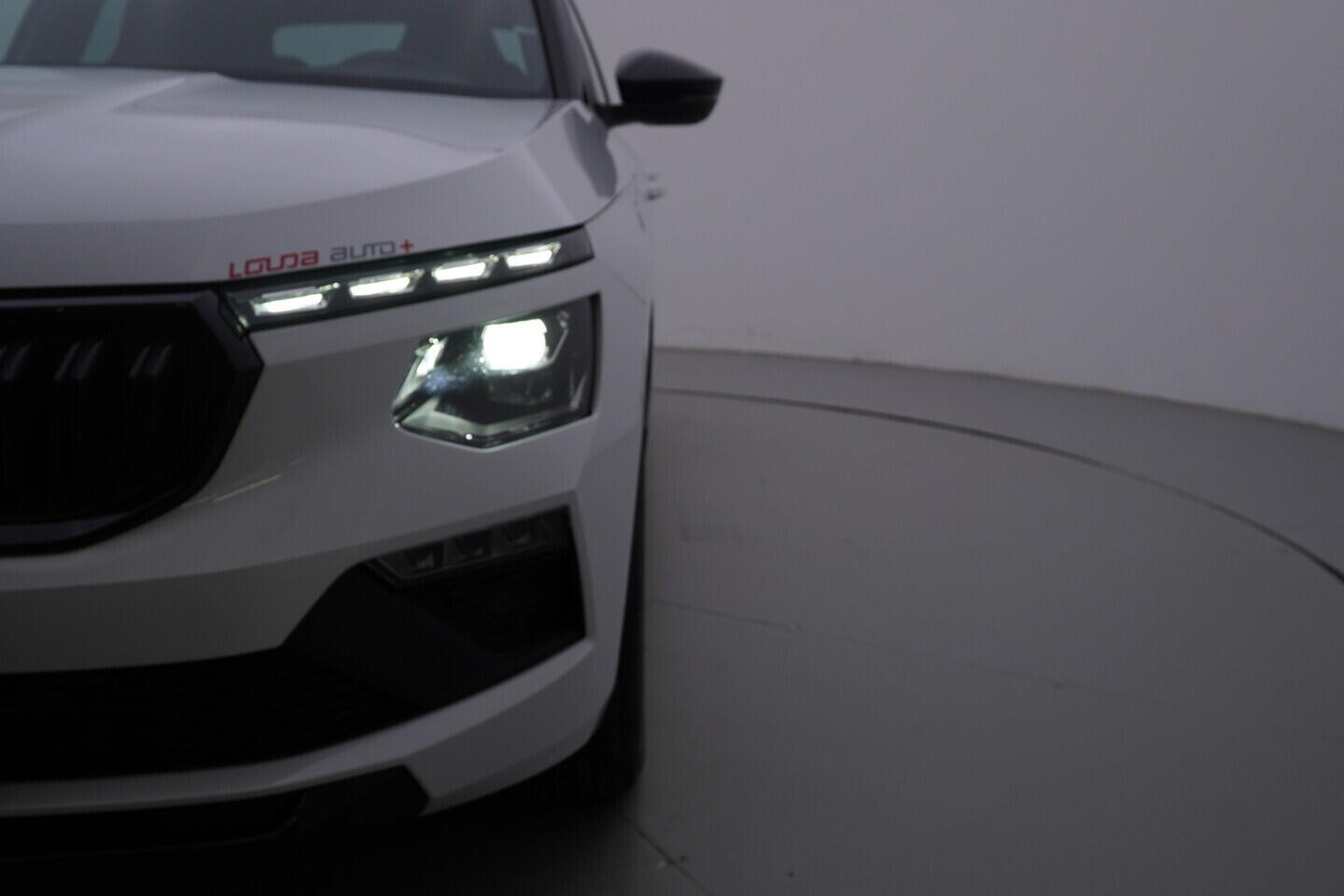 OV190V10605_42.webp_KAMIQ Monte Carlo 1.0 TSI 85 kW manuál, DPH