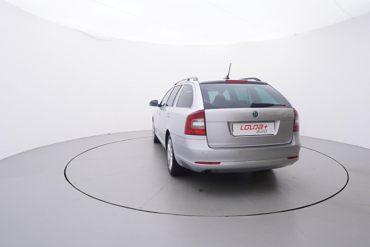 OV190V10607_13.webp_OCTAVIA Elegance 2.0 TDI 103 kW automat