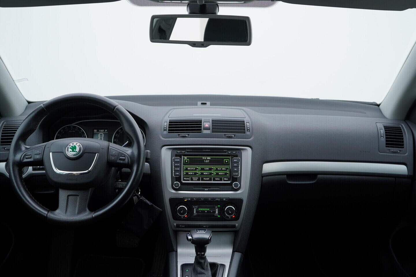 OV190V10607_26.webp_OCTAVIA Elegance 2.0 TDI 103 kW automat