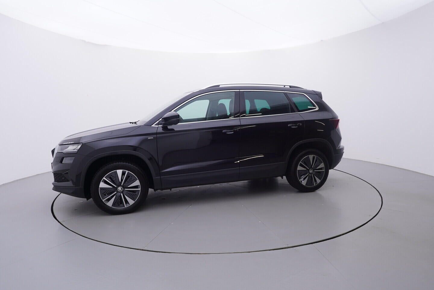 OV190V10613_11.webp_KAROQ Selection 1.5 TSI 110 kW automat, DPH