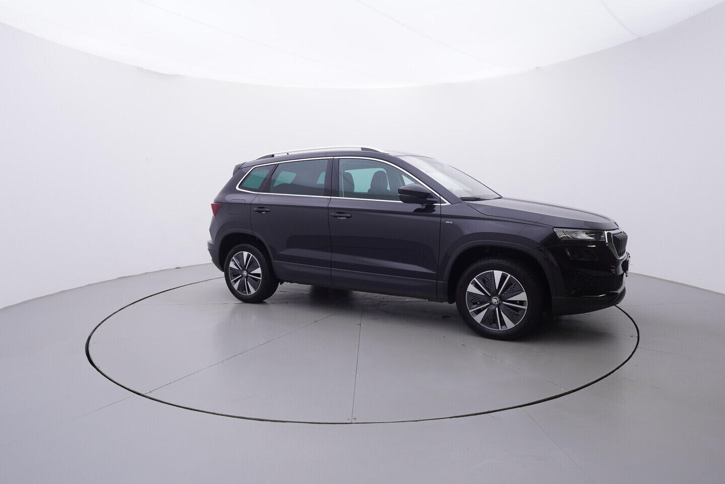 OV190V10613_16.webp_KAROQ Selection 1.5 TSI 110 kW automat, DPH