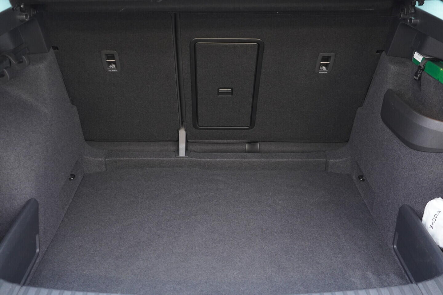 OV190V10613_39.webp_KAROQ Selection 1.5 TSI 110 kW automat, DPH