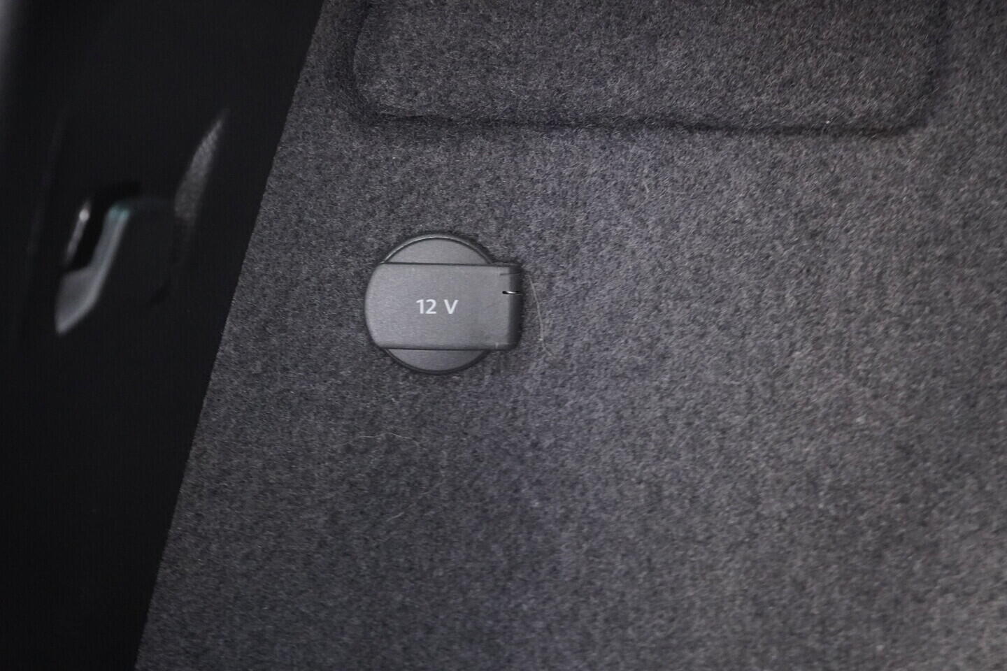 OV190V10613_40.webp_KAROQ Selection 1.5 TSI 110 kW automat, DPH