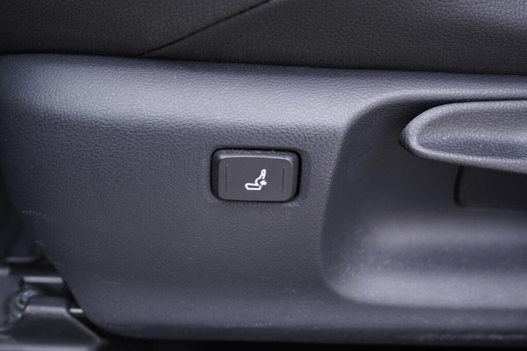 OV190V10614_21.webp_YARIS CROSS Adventure 1.5 Hybrid  68 kW automat