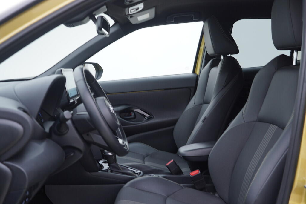 OV190V10614_23.webp_YARIS CROSS Adventure 1.5 Hybrid  68 kW automat