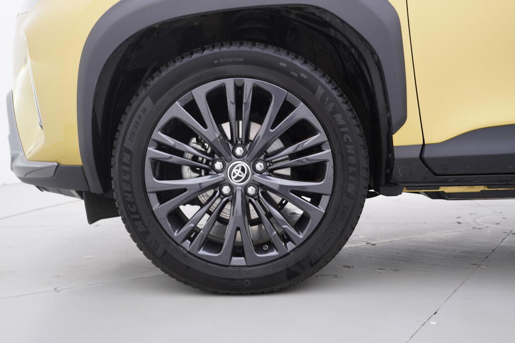 OV190V10614_36.webp_YARIS CROSS Adventure 1.5 Hybrid  68 kW automat