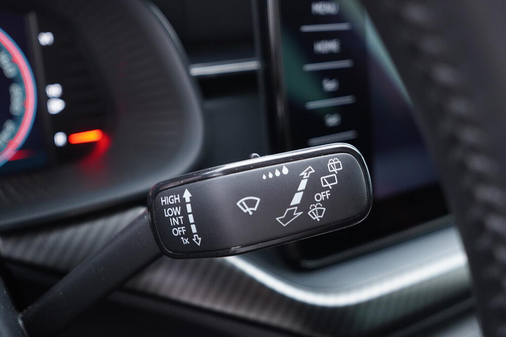 OV190V10620_24.webp_SCALA Monte Carlo 1.0  81 kW manuál, DPH