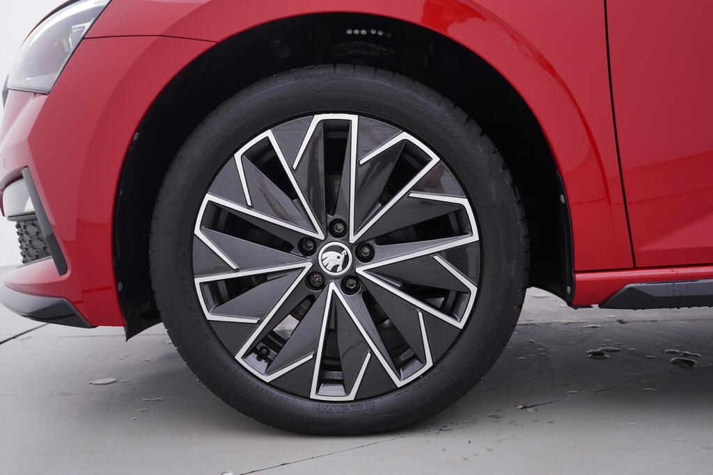 OV190V10620_39.webp_SCALA Monte Carlo 1.0  81 kW manuál, DPH