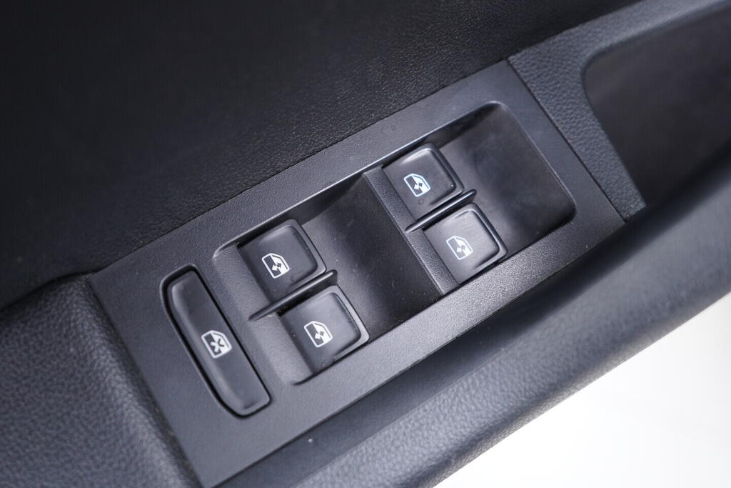 OV190V10622_20.webp_OCTAVIA Style Extra 1.5 TSI 110 kW manuál, DPH