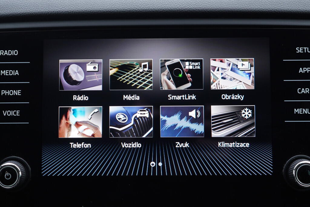 OV190V10622_29.webp_OCTAVIA Style Extra 1.5 TSI 110 kW manuál, DPH