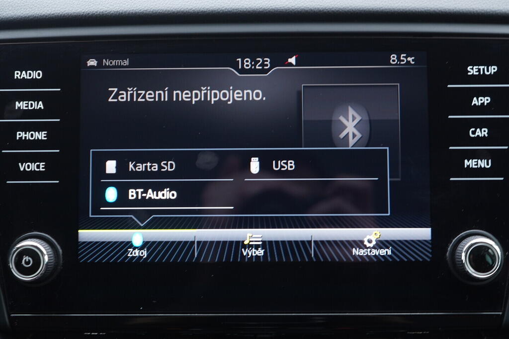 OV190V10622_31.webp_OCTAVIA Style Extra 1.5 TSI 110 kW manuál, DPH