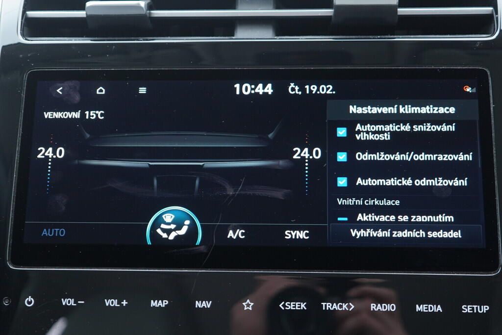 OV190V10624_33.webp_TUCSON Premium 1.6  132 kW automat
