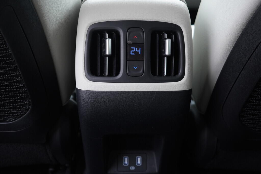 OV190V10624_39.webp_TUCSON Premium 1.6  132 kW automat