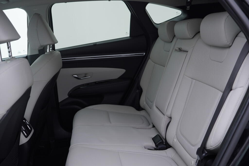 OV190V10624_42.webp_TUCSON Premium 1.6  132 kW automat