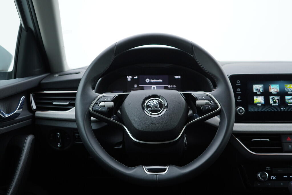 OV190V10626_28.webp_SCALA Top Selection 1.0 TSI 85 kW automat, DPH