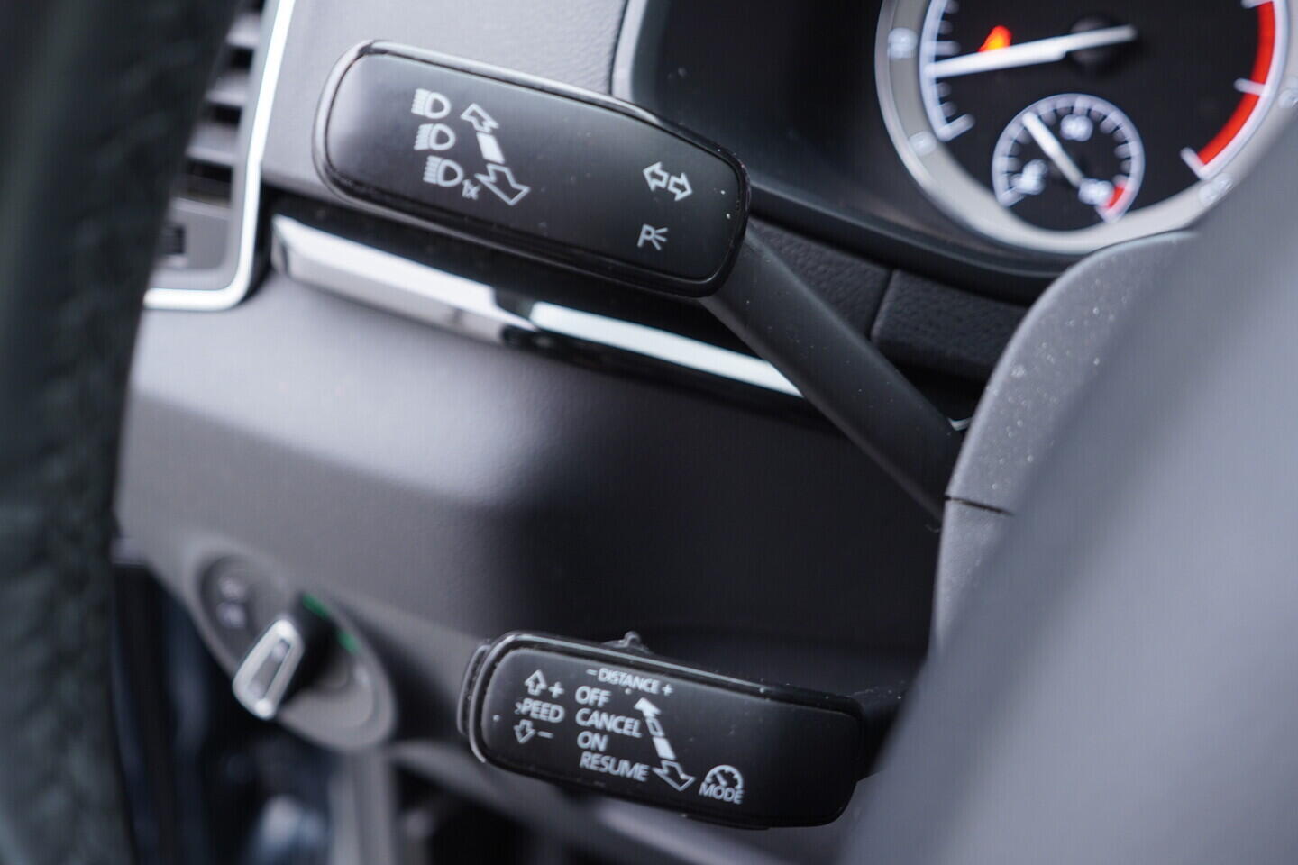 OV190V10628_23.webp_KAROQ Style 1.5 TSI 110 kW automat