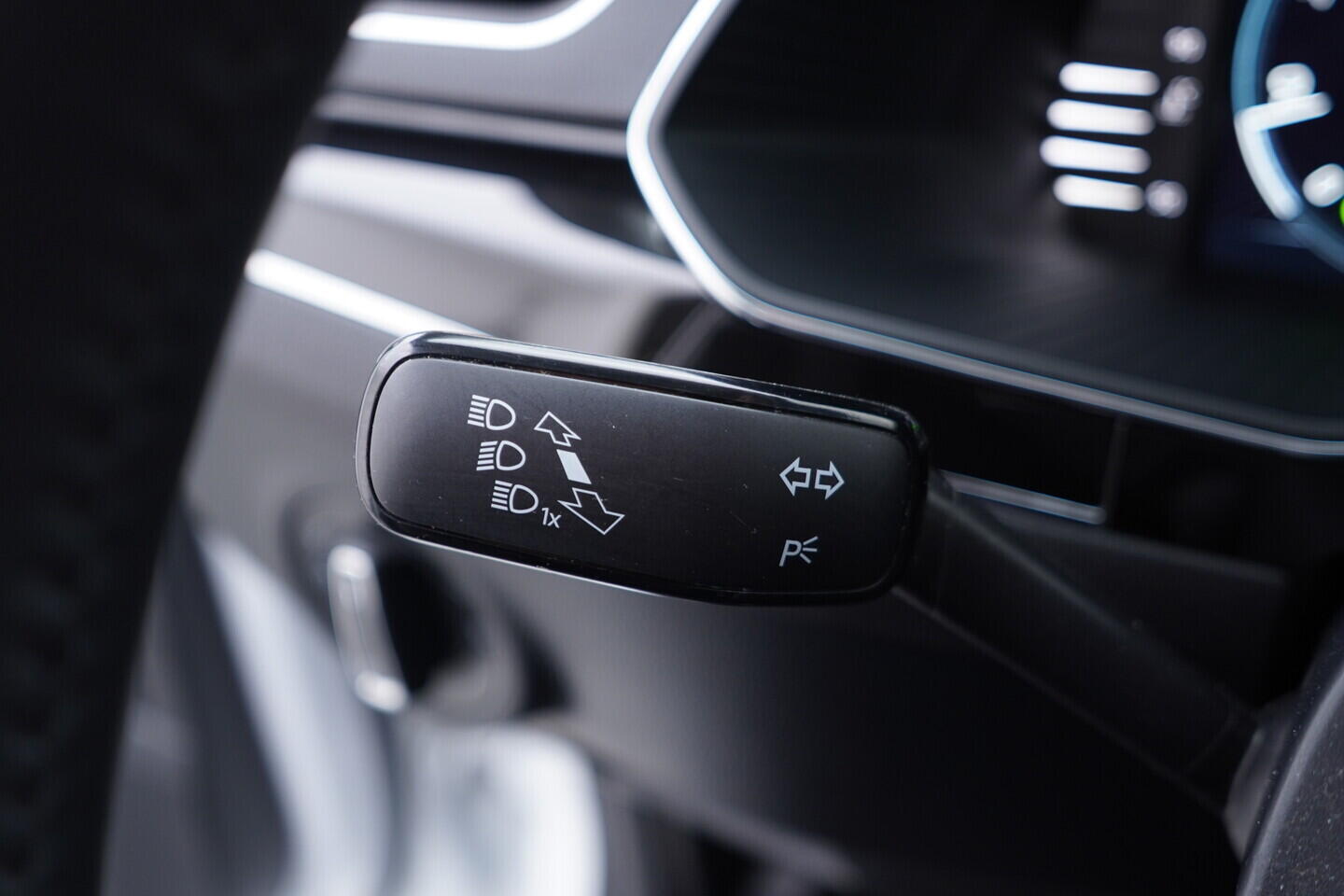 OV190V10630_26.webp_SUPERB  2.0 TDI 147 kW automat, DPH