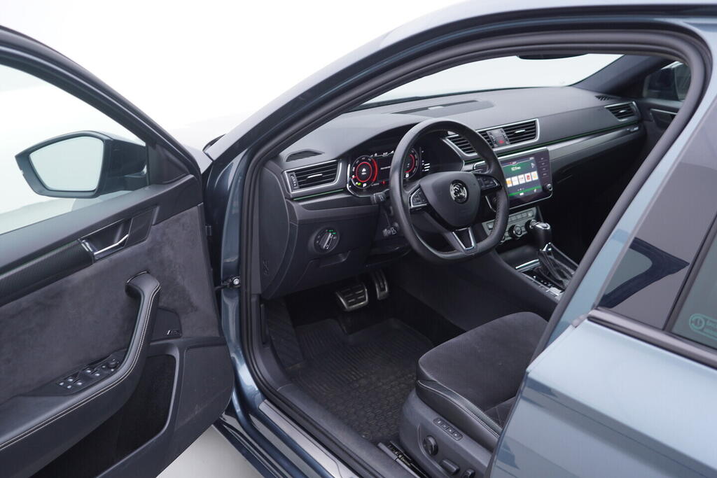 OV190V10631_18.webp_SUPERB  2.0 TDI 110 kW automat