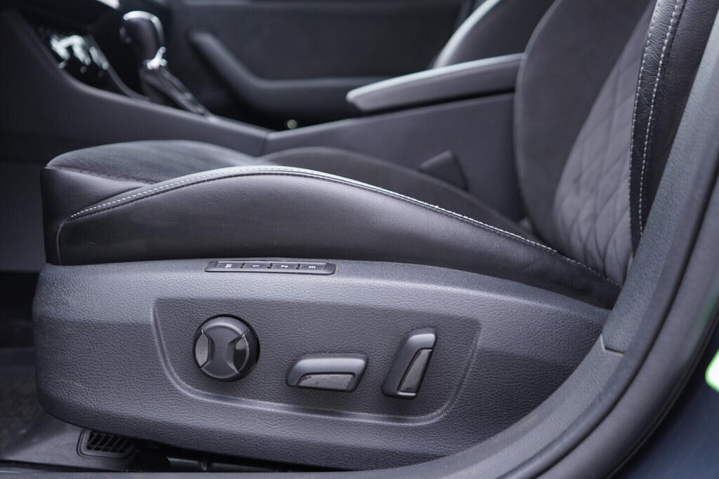 OV190V10631_21.webp_SUPERB  2.0 TDI 110 kW automat