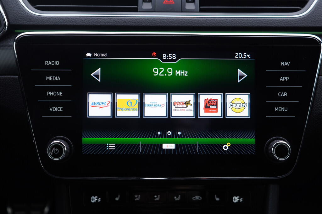 OV190V10631_31.webp_SUPERB  2.0 TDI 110 kW automat