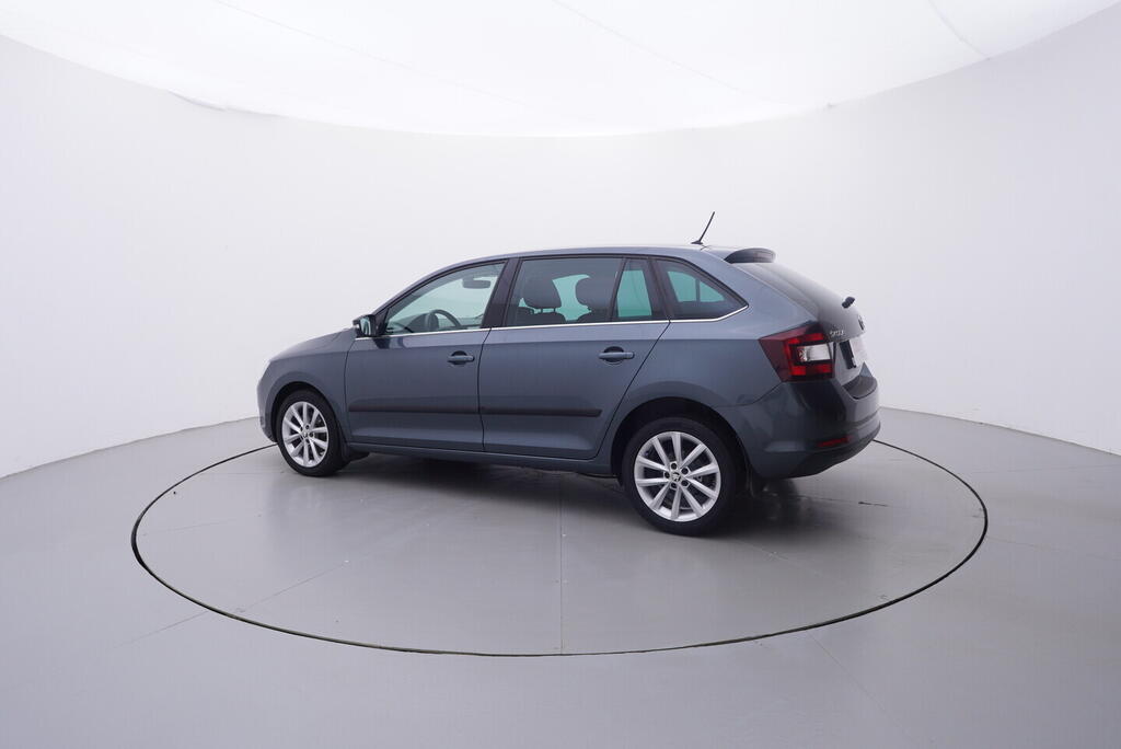 OV190V10632_12.webp_RAPID  1.0 TSI 81 kW manuál