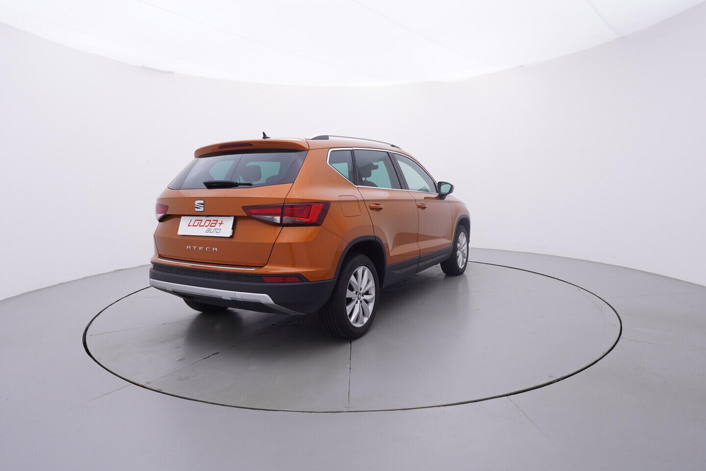 OV190V10634_10.webp_SEAT ATECA Style 1.4 TSI 110 kW manuál